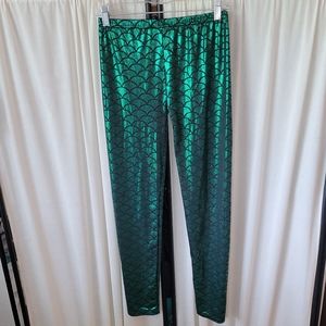Mermaid scale women's Green leggings, great condition
